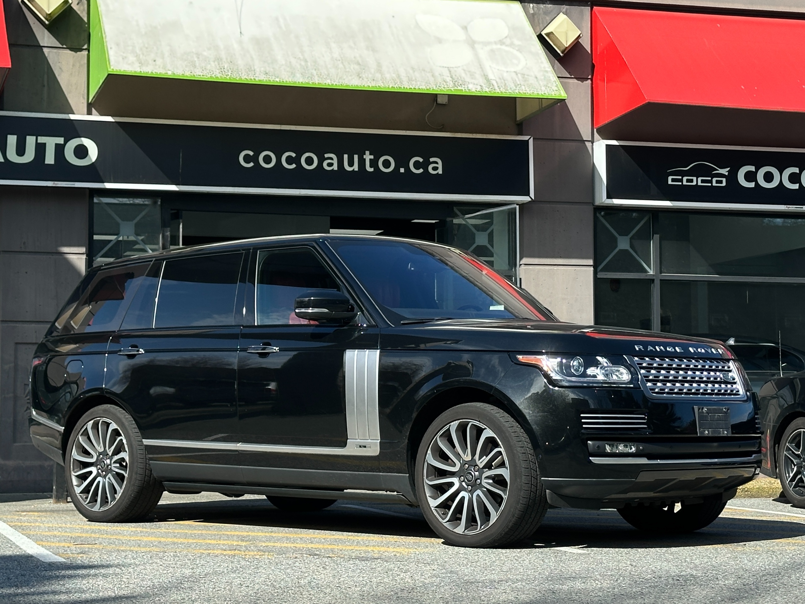 2015 Land Rover Range Rover - Image 2